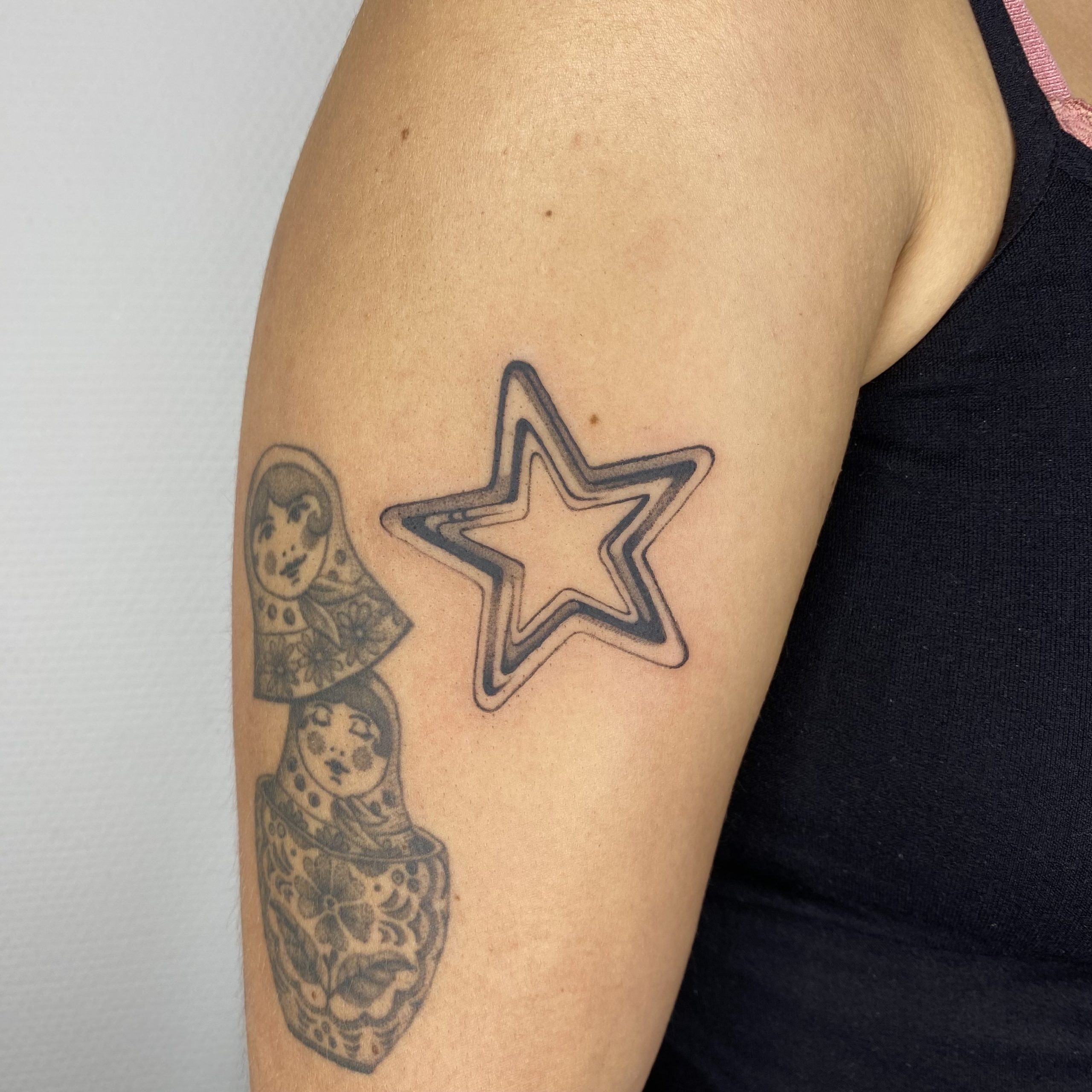 tatouage délicat rennes